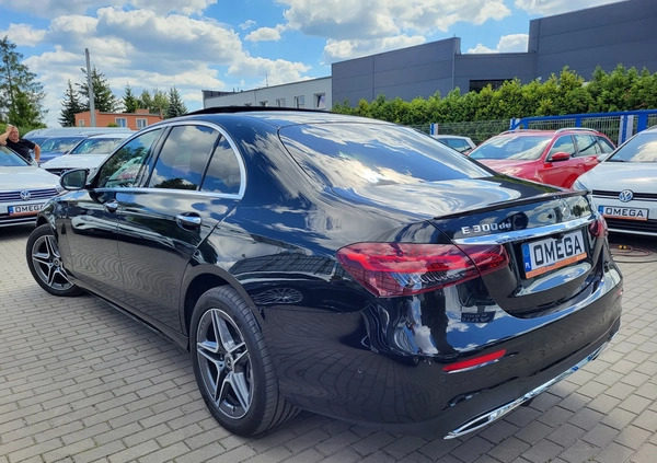 Mercedes-Benz Klasa E cena 179900 przebieg: 7800, rok produkcji 2021 z Opalenica małe 154